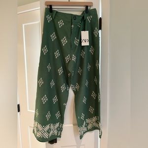 Zara green embroidered culottes size XXL